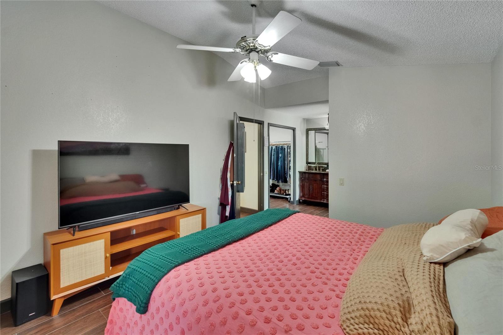 Image 21 of 61 For 1801 Sagebrush Road