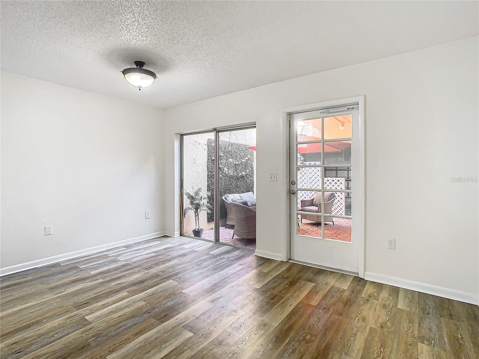 Image 14 of 51 For 4405 Vieux Carre Circle 4405