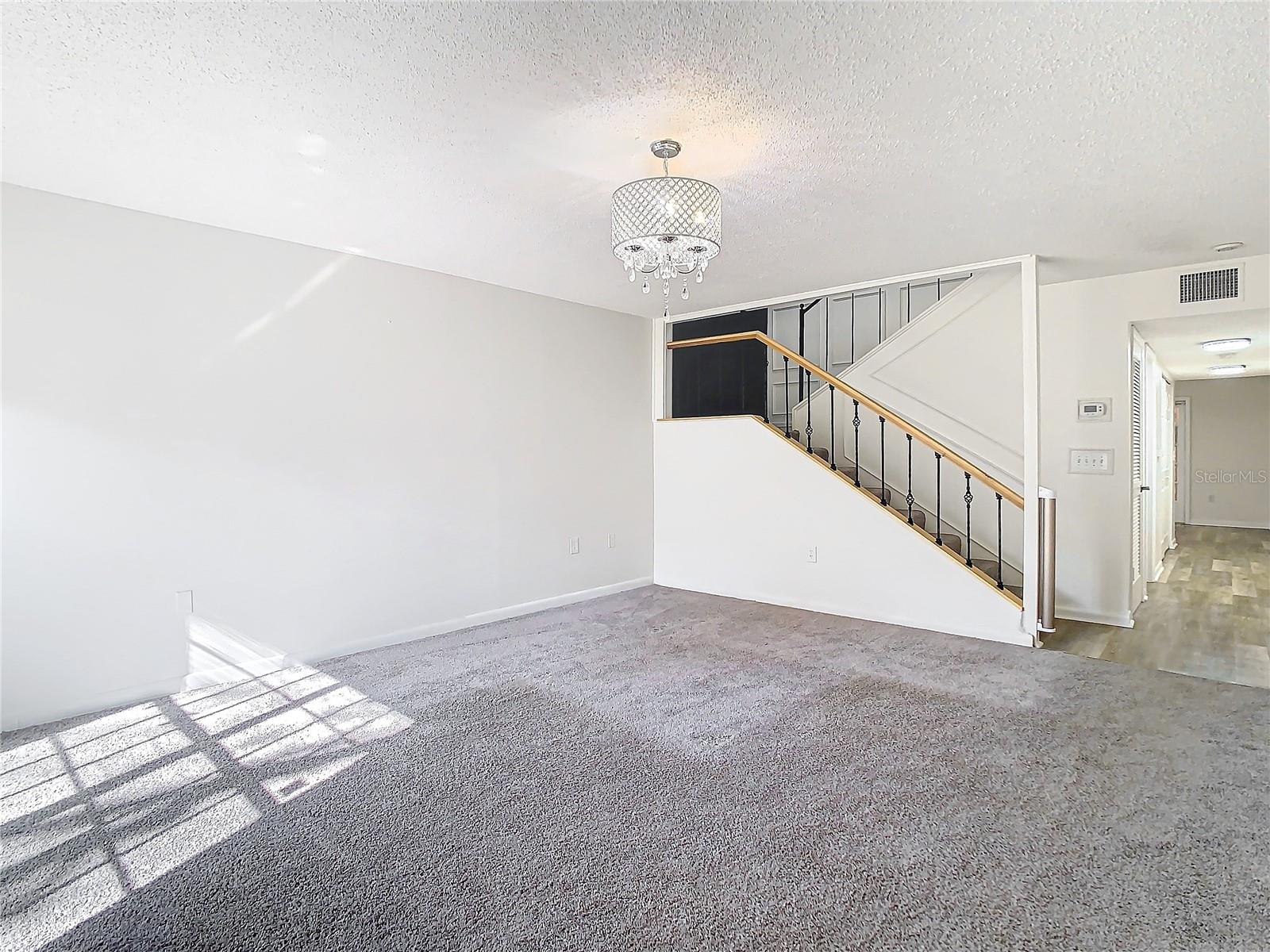 Image 6 of 51 For 4405 Vieux Carre Circle 4405