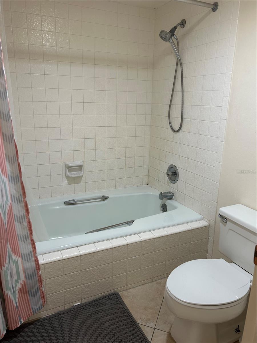 Image 22 of 41 For 14950 Gulf Boulevard 603