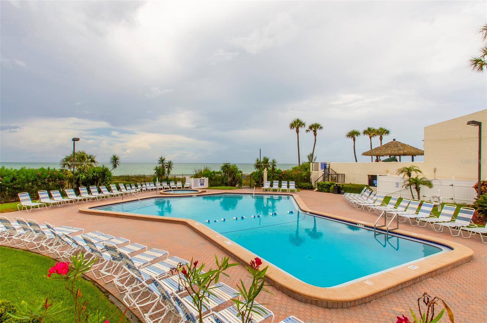 Image 32 of 41 For 14950 Gulf Boulevard 603
