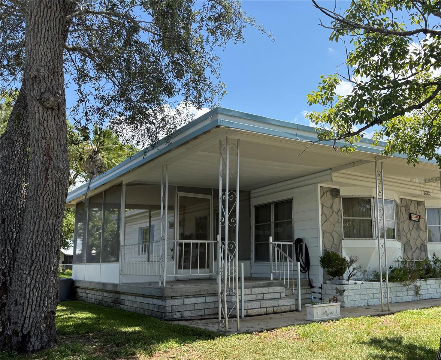 Image 3 of 19 For 12311 Thomason Street