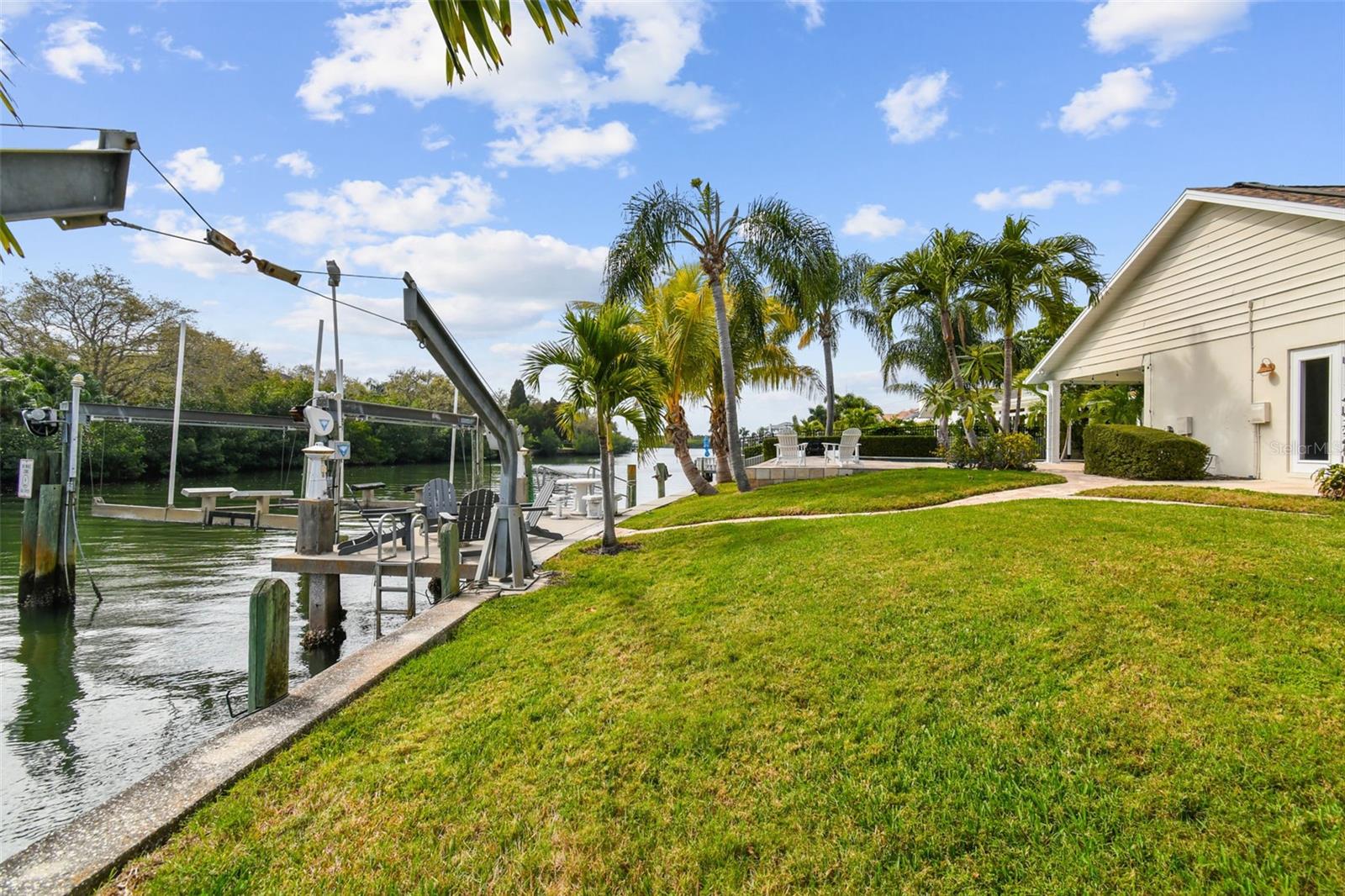 Image 11 of 99 For 7109 Pelican Island Drive