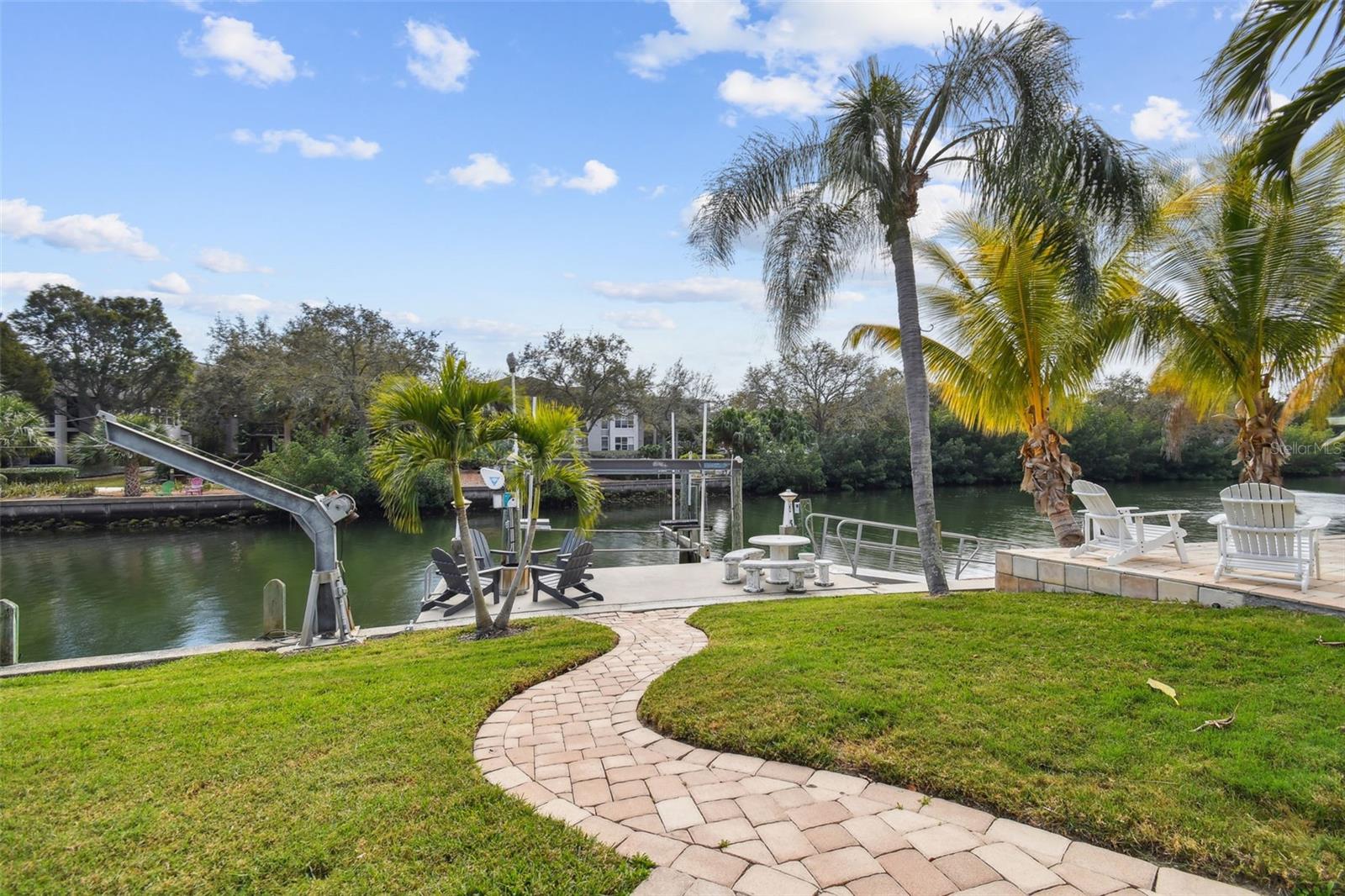 Image 12 of 99 For 7109 Pelican Island Drive