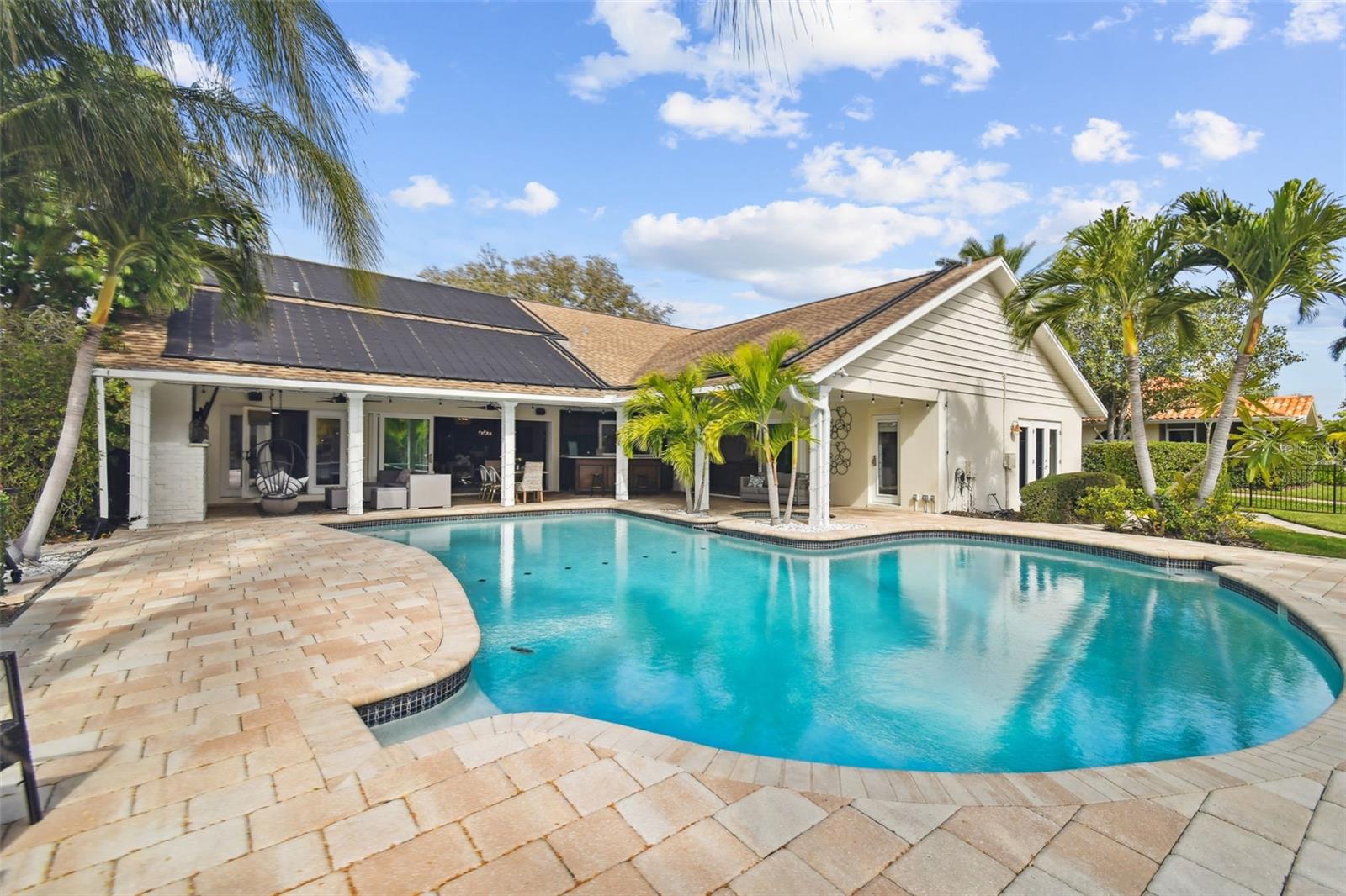 Image 19 of 99 For 7109 Pelican Island Drive