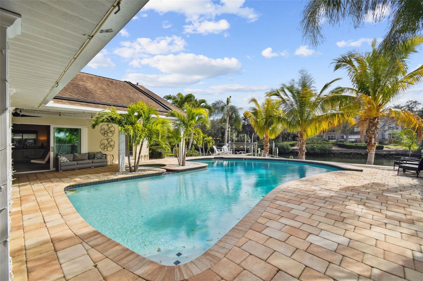 Image 20 of 99 For 7109 Pelican Island Drive