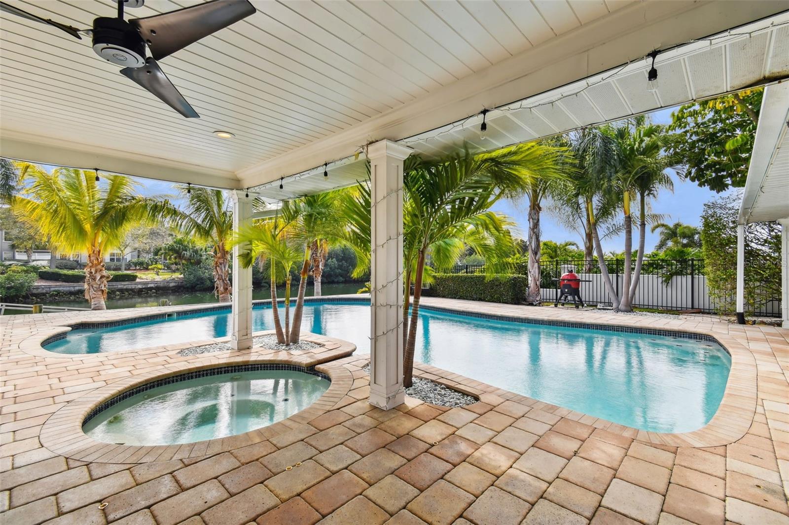 Image 21 of 99 For 7109 Pelican Island Drive