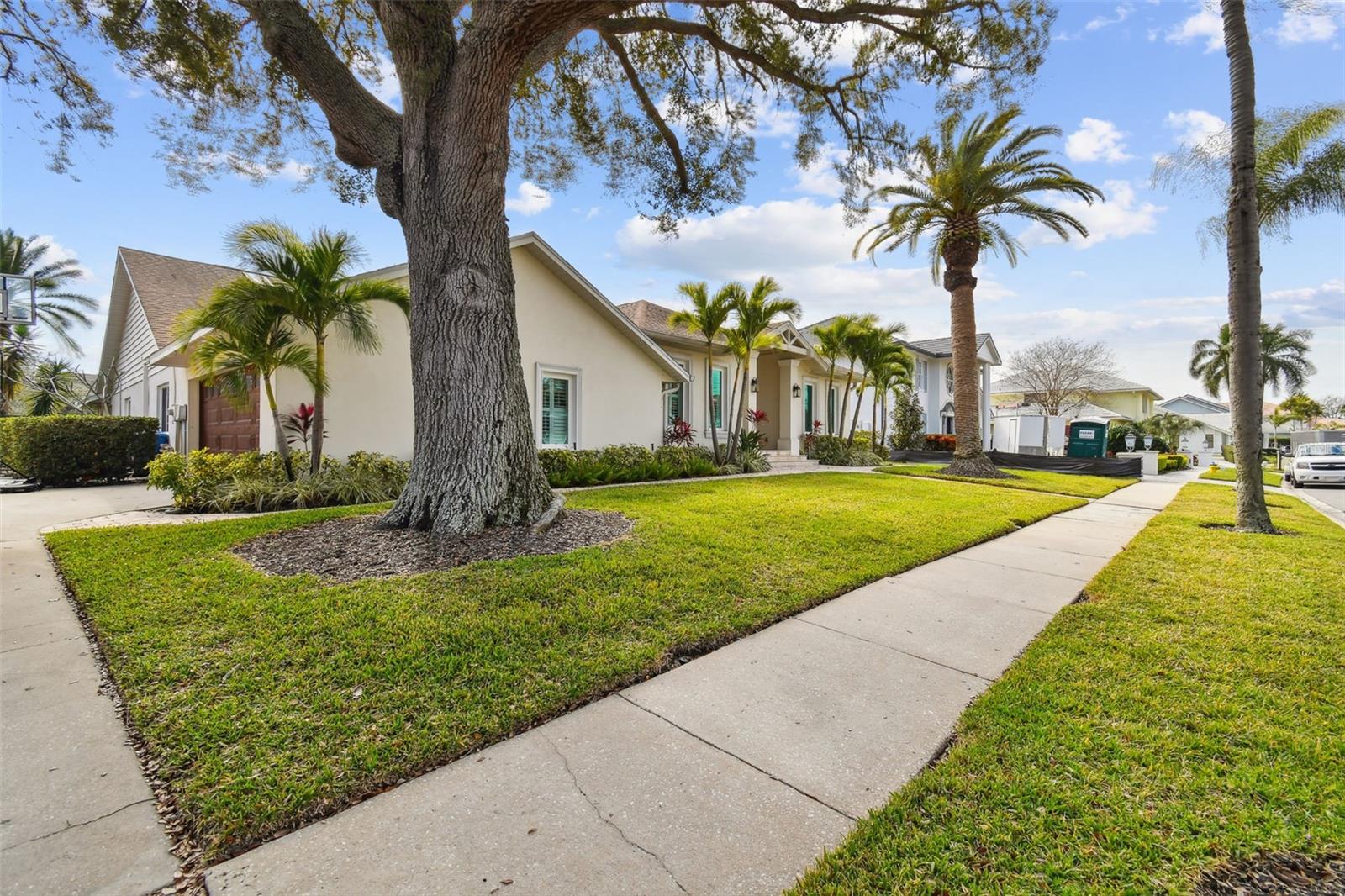Image 5 of 99 For 7109 Pelican Island Drive