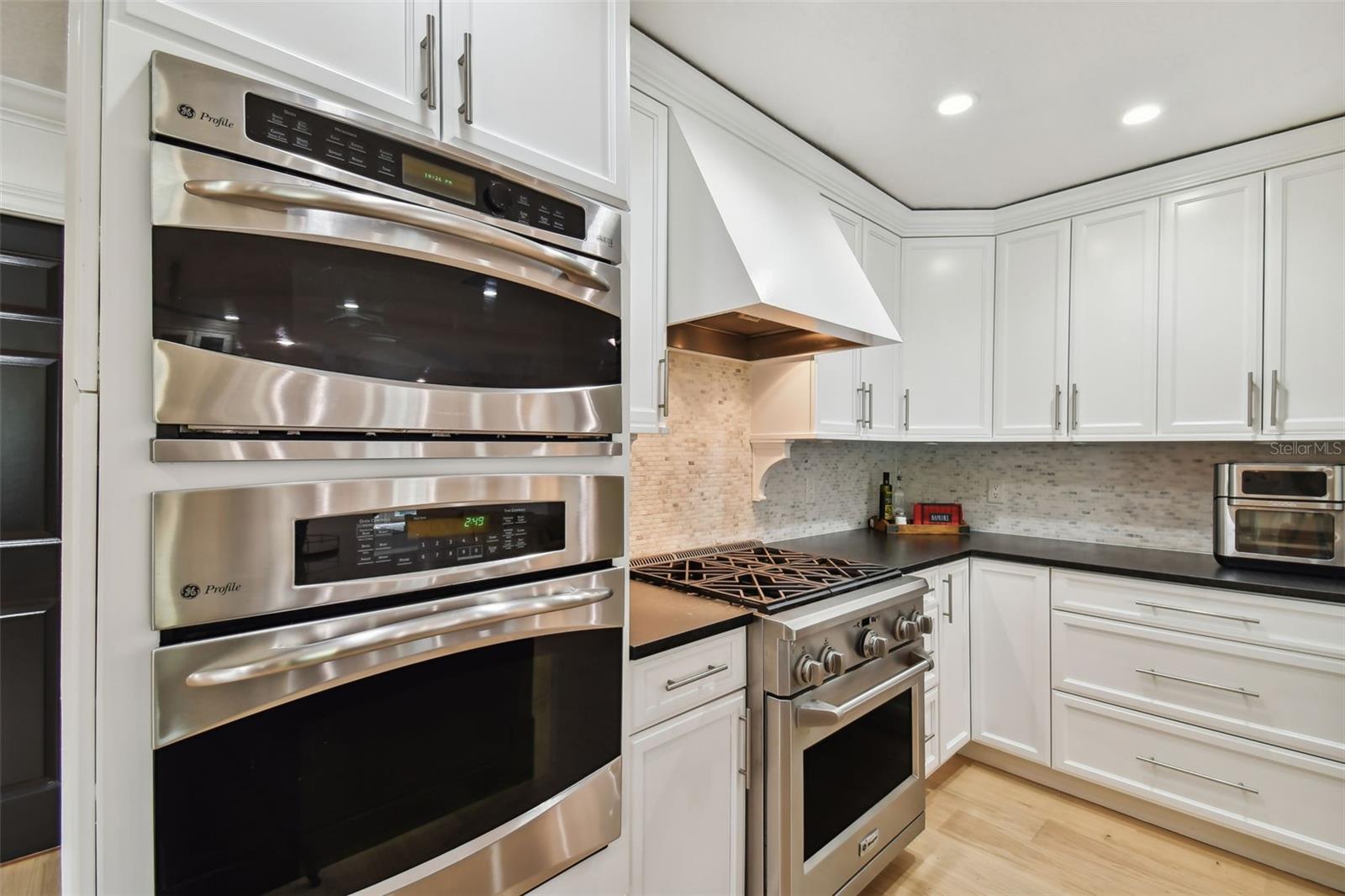 Image 82 of 99 For 7109 Pelican Island Drive