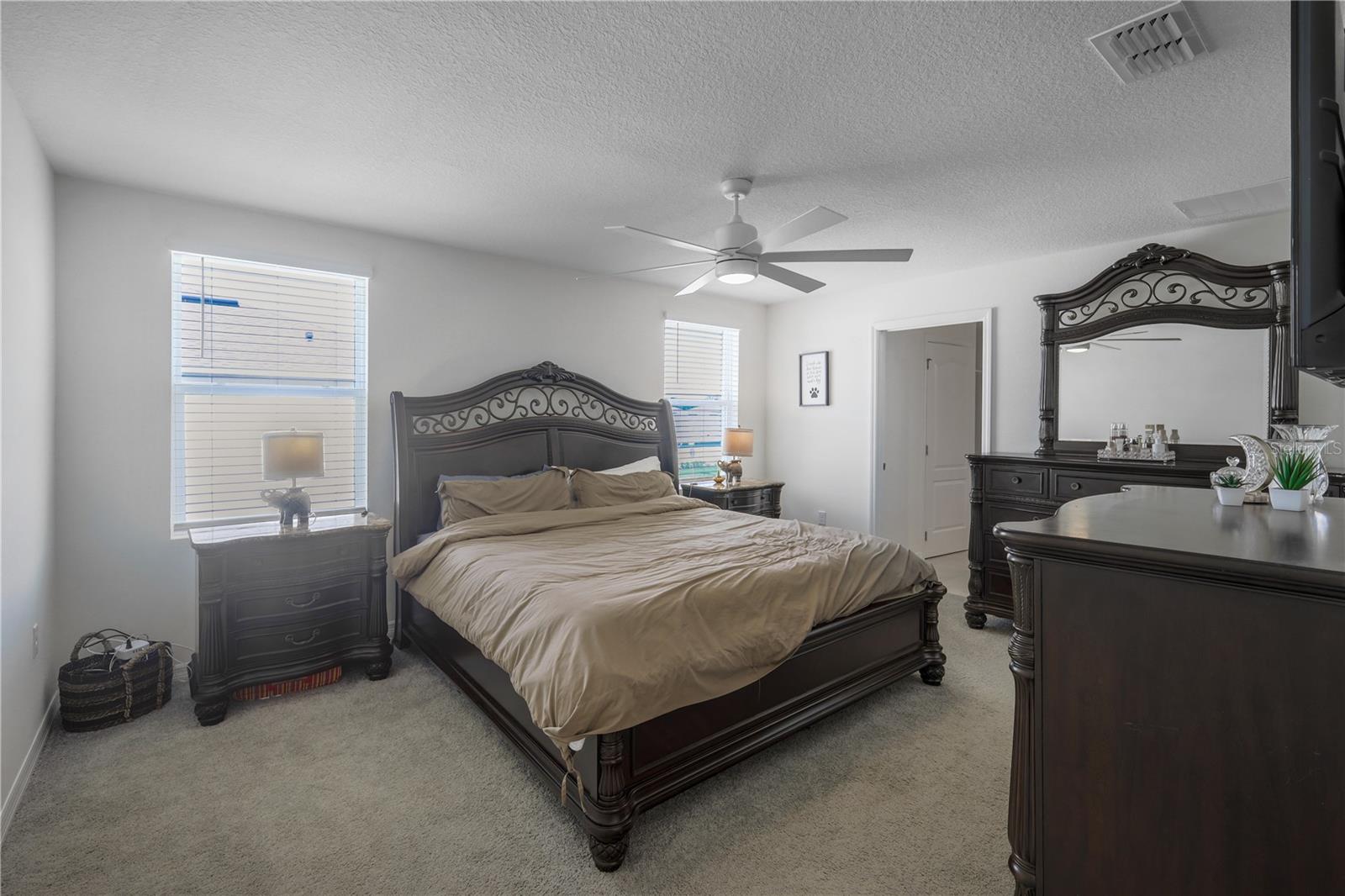 Image 18 of 44 For 5189 Greenheart Avenue