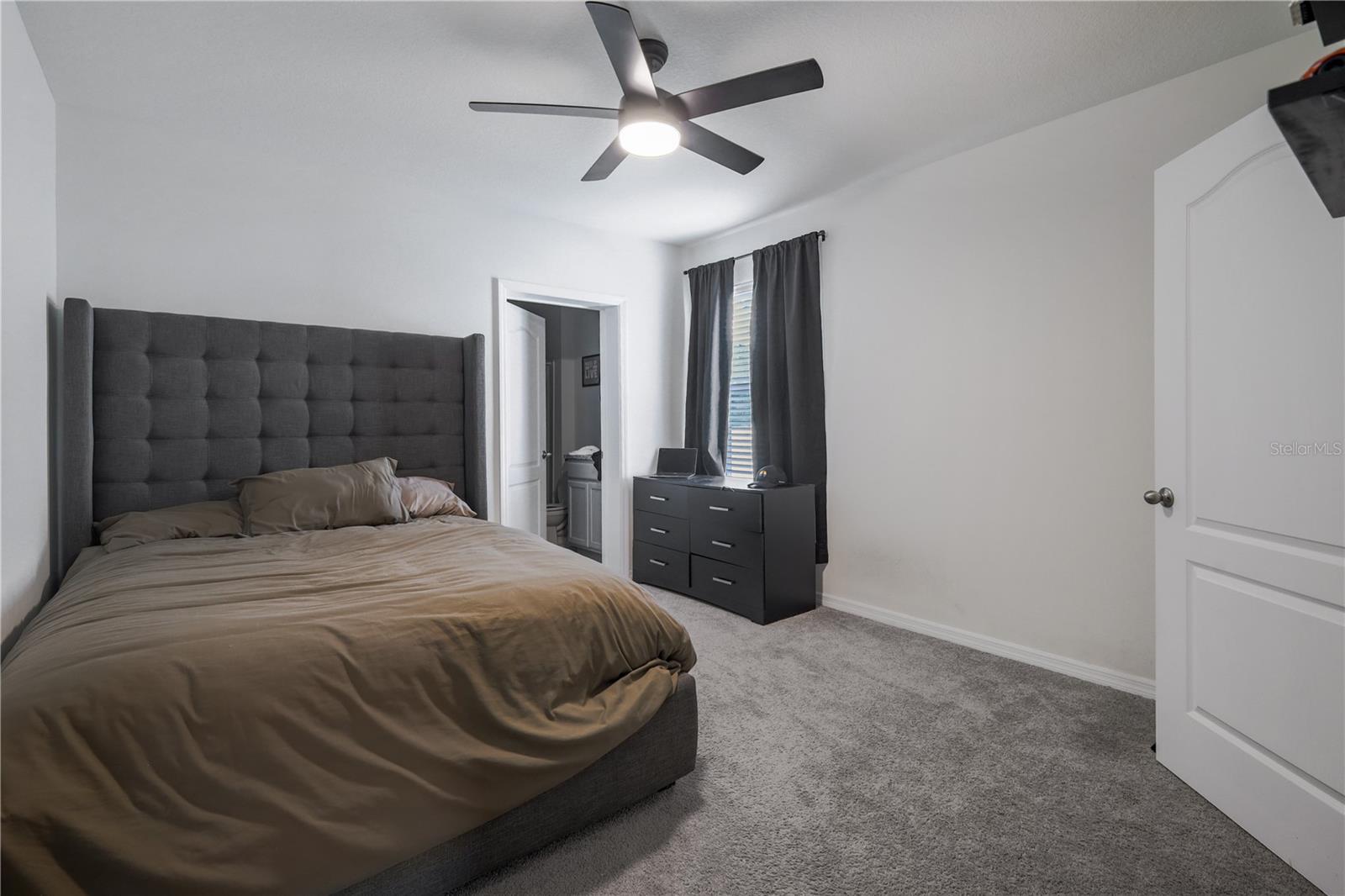 Image 40 of 44 For 5189 Greenheart Avenue