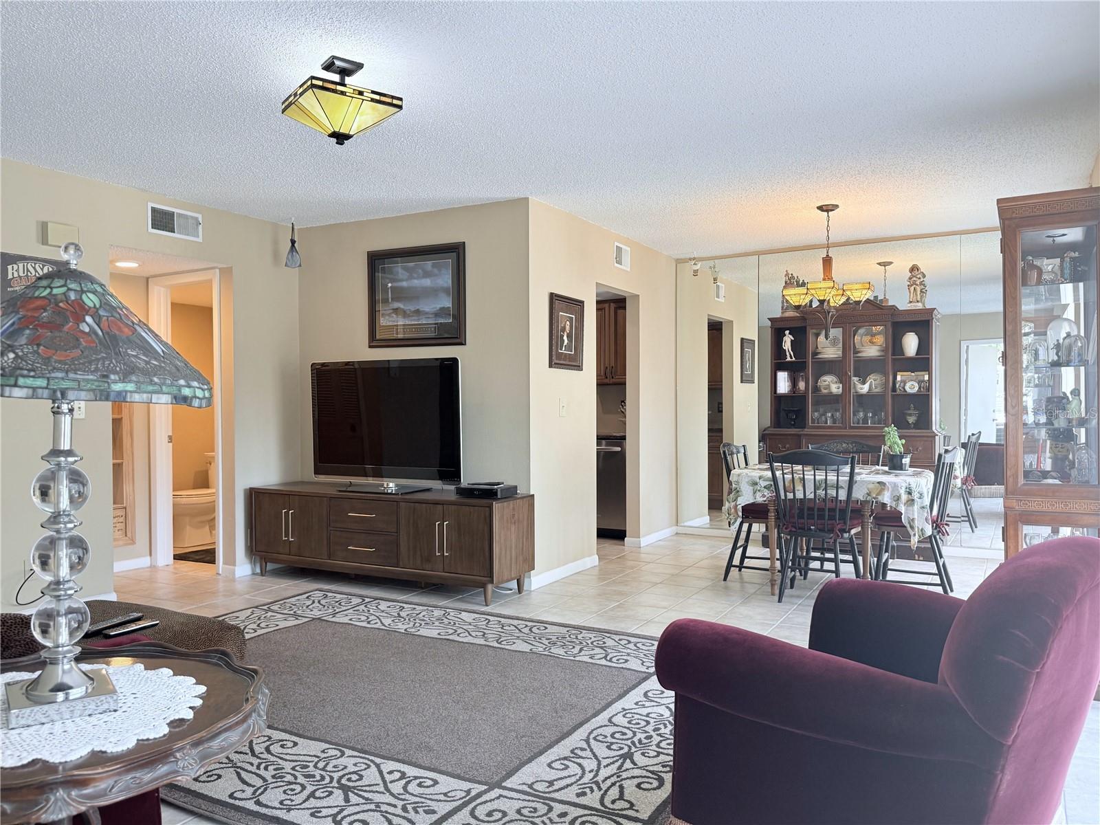 Image 4 of 19 For 11764 Raintree Drive 0
