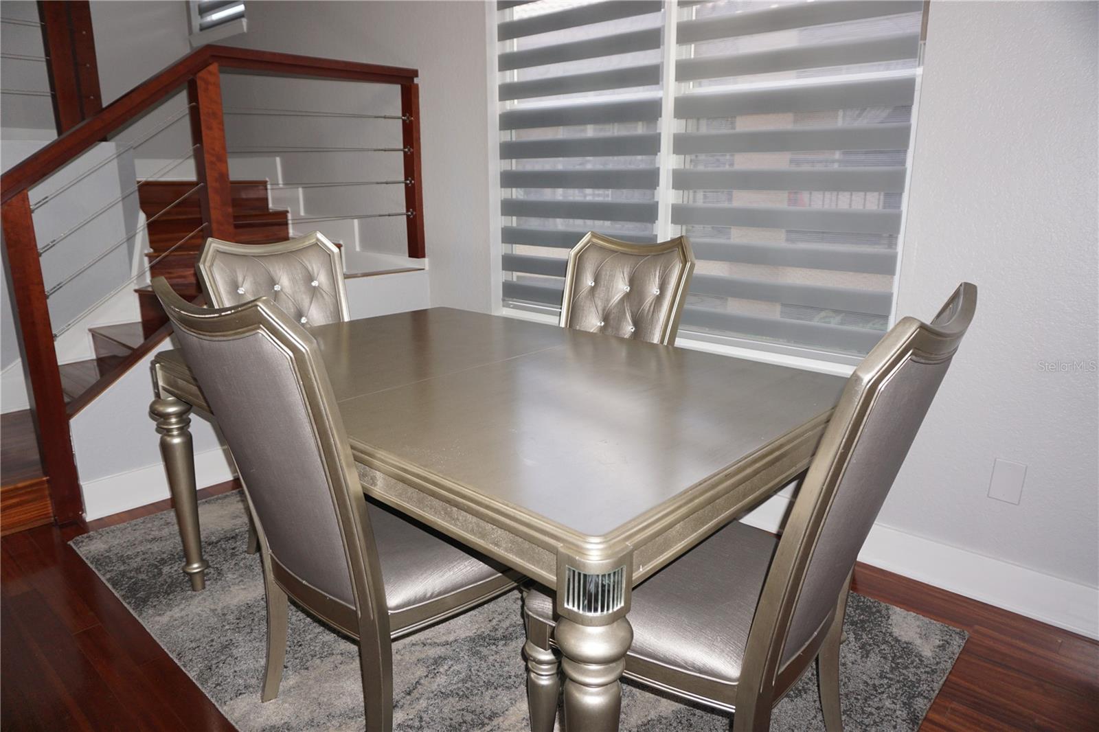 Image 19 of 50 For 716 Promenade Place