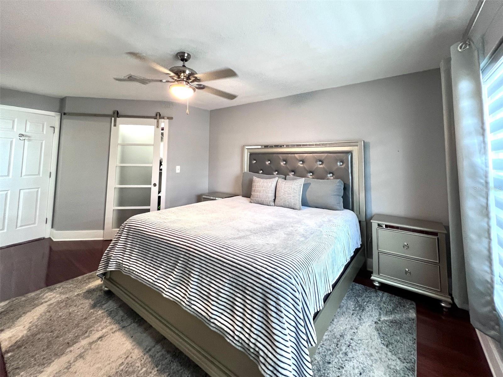 Image 21 of 50 For 716 Promenade Place