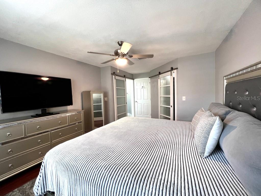 Image 22 of 50 For 716 Promenade Place