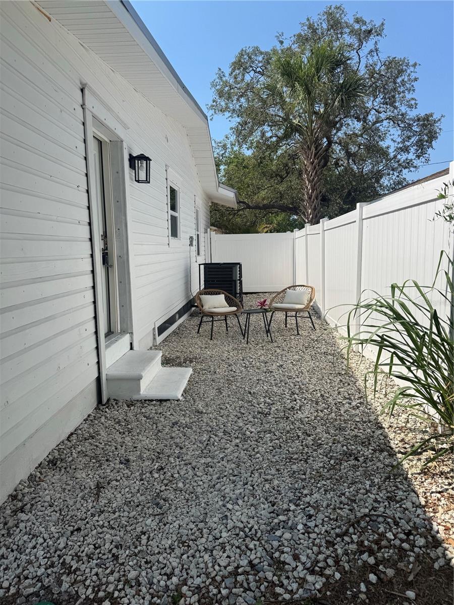 Image 3 of 20 For 3008 38th Avenue