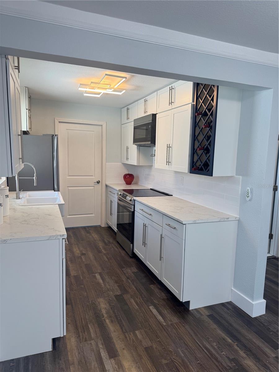 Image 6 of 20 For 3008 38th Avenue