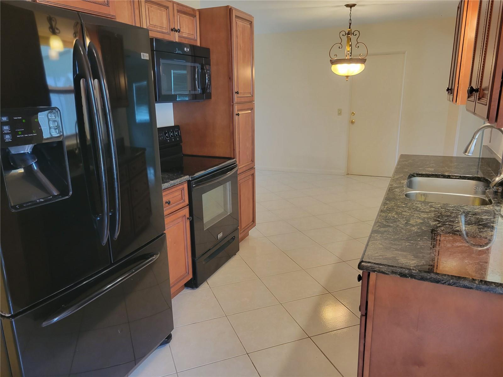 Image 4 of 44 For 13725 Bermuda Drive