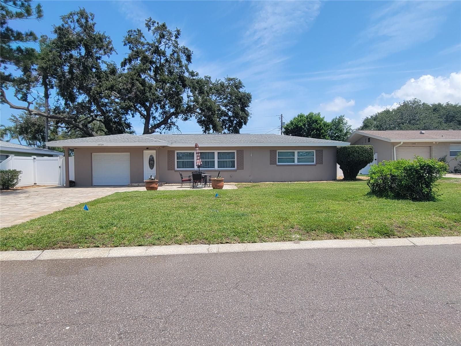 Image 41 of 44 For 13725 Bermuda Drive