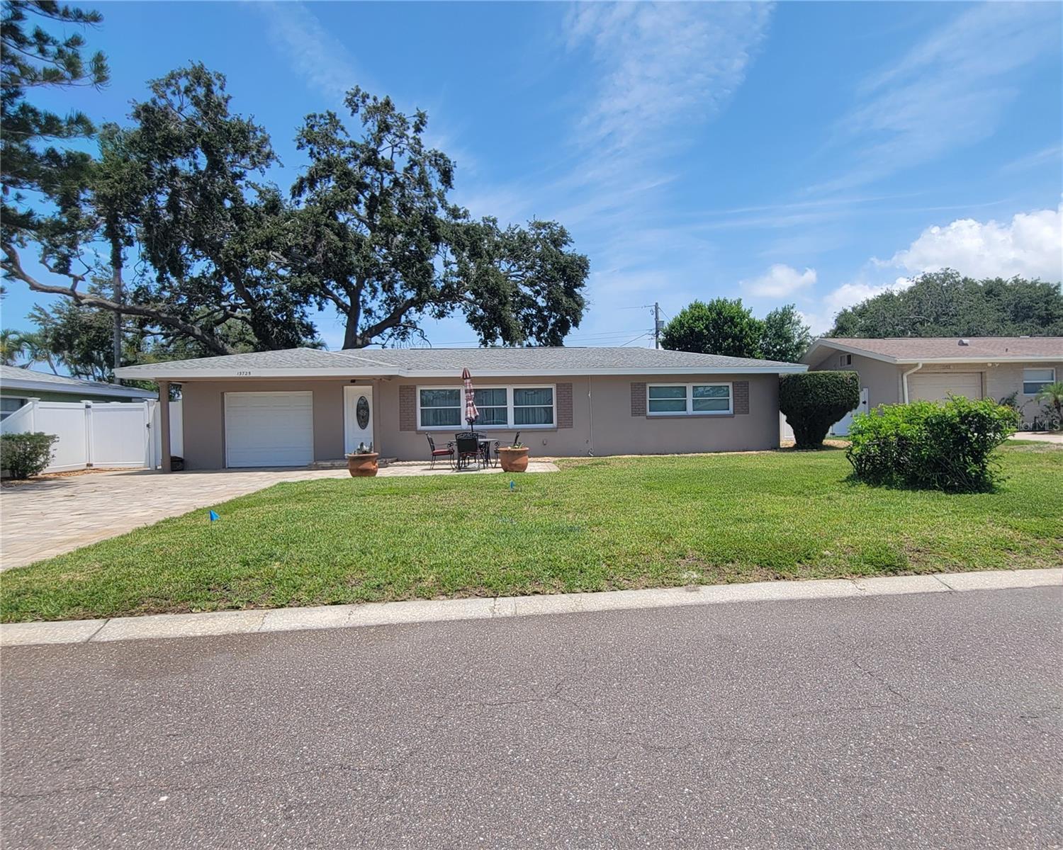 Image 43 of 44 For 13725 Bermuda Drive