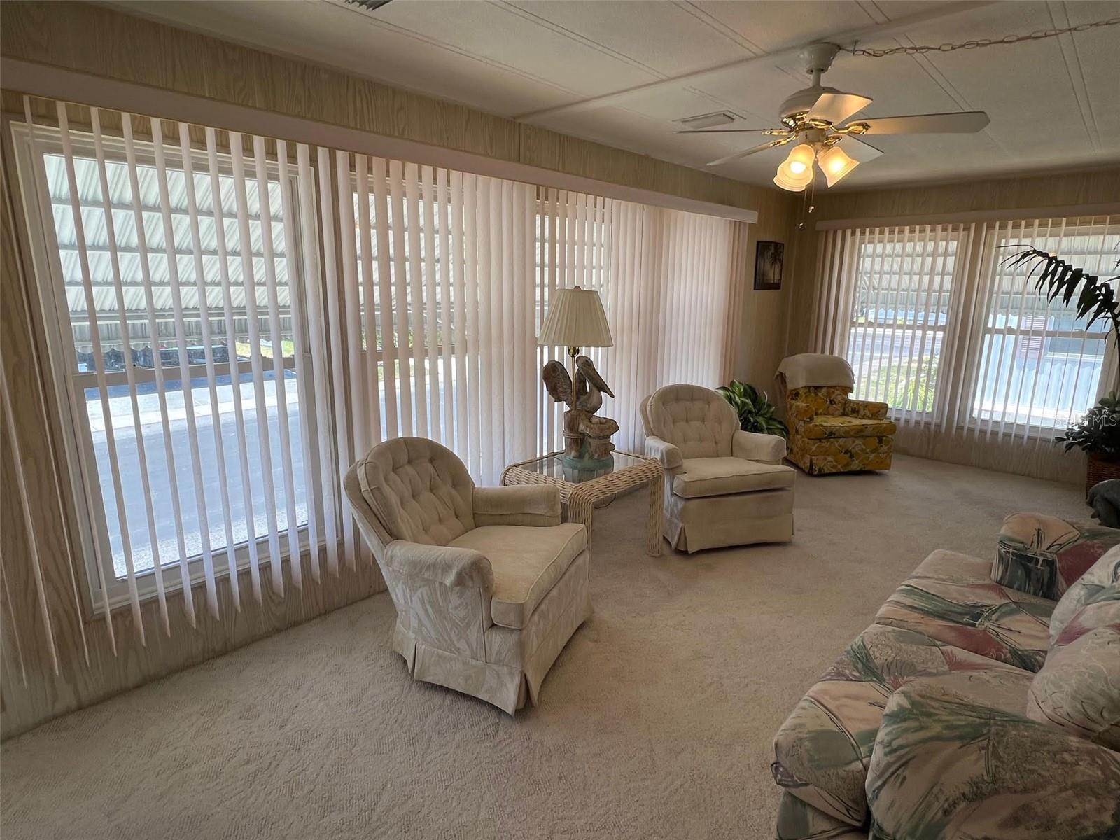 Image 15 of 37 For 832 Cane Palm Street
