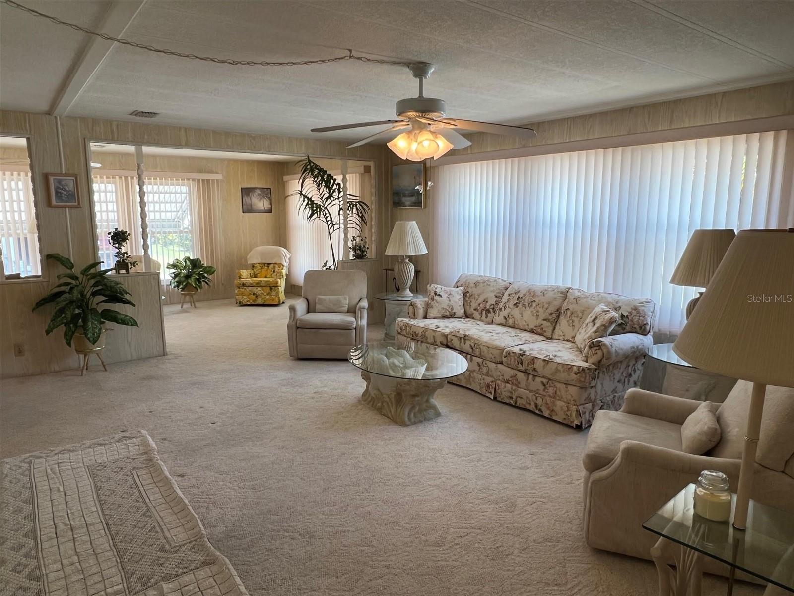 Image 19 of 37 For 832 Cane Palm Street