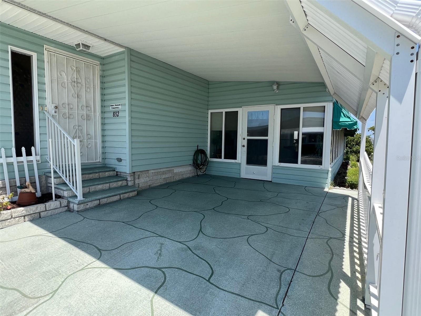 Image 4 of 37 For 832 Cane Palm Street