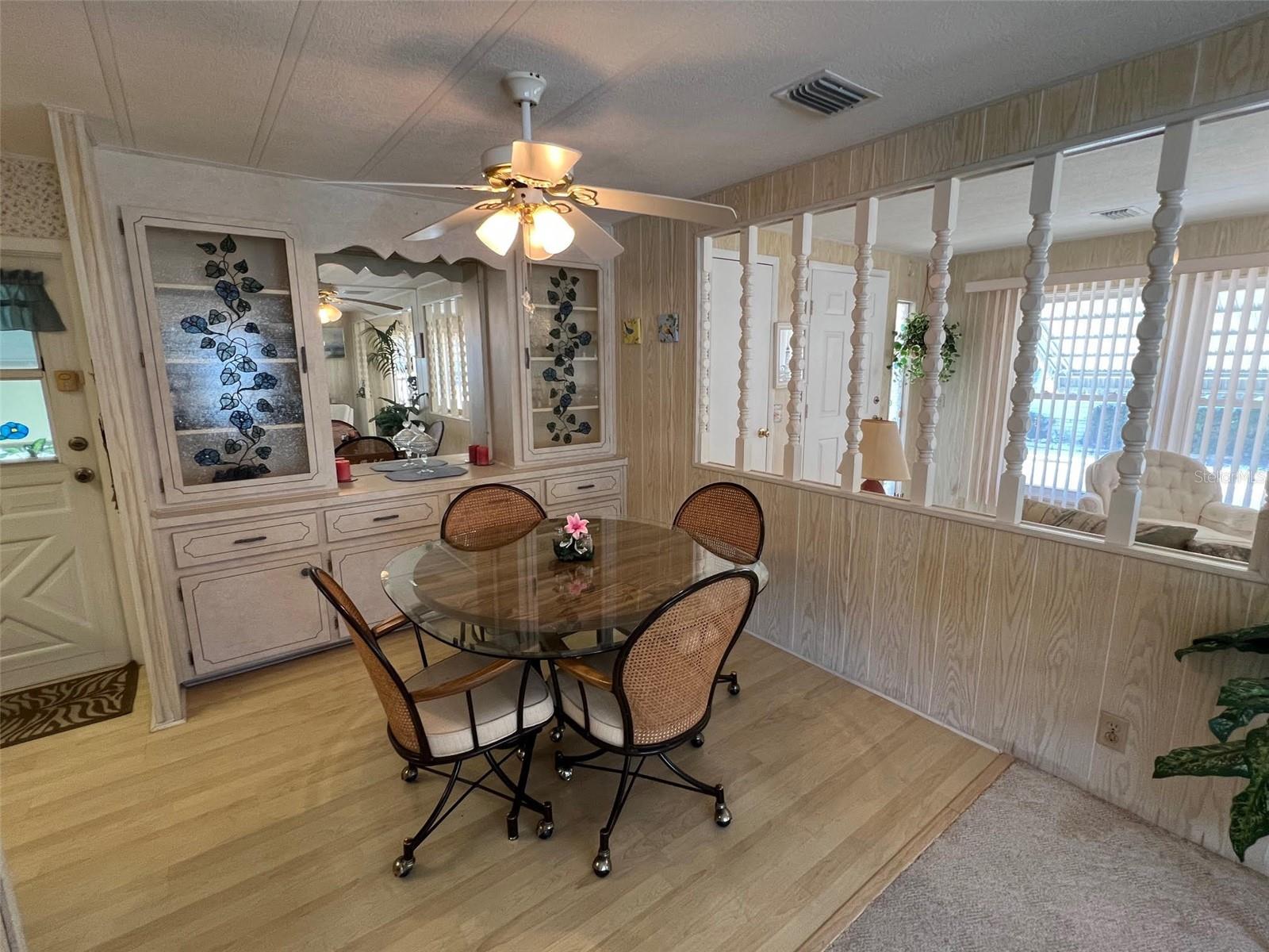 Image 7 of 37 For 832 Cane Palm Street