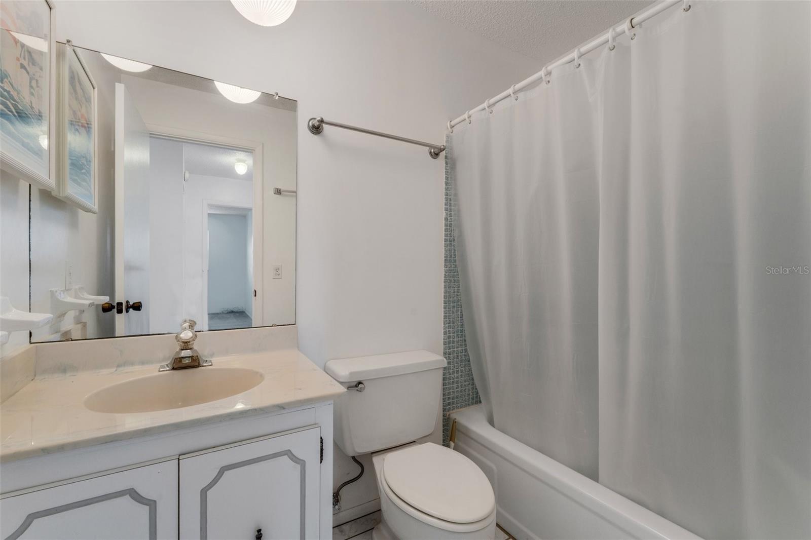 Image 19 of 43 For 224 Aspen Circle 224