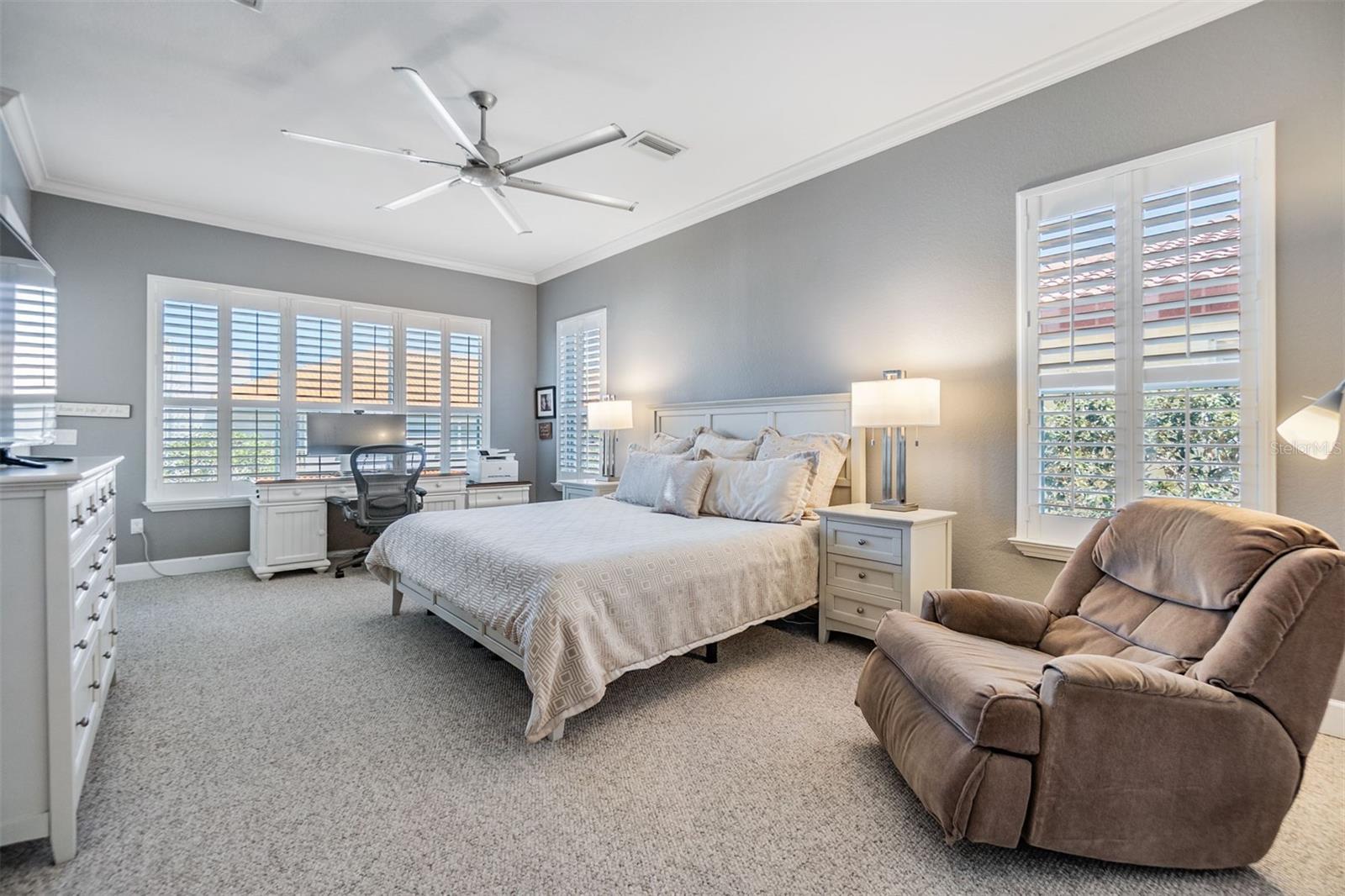 Image 19 of 45 For 254 Seagate Court