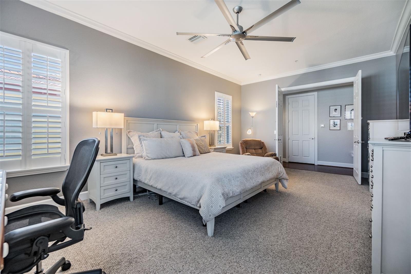 Image 20 of 45 For 254 Seagate Court