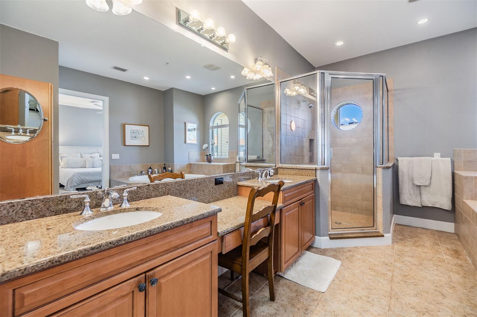 Image 21 of 45 For 254 Seagate Court