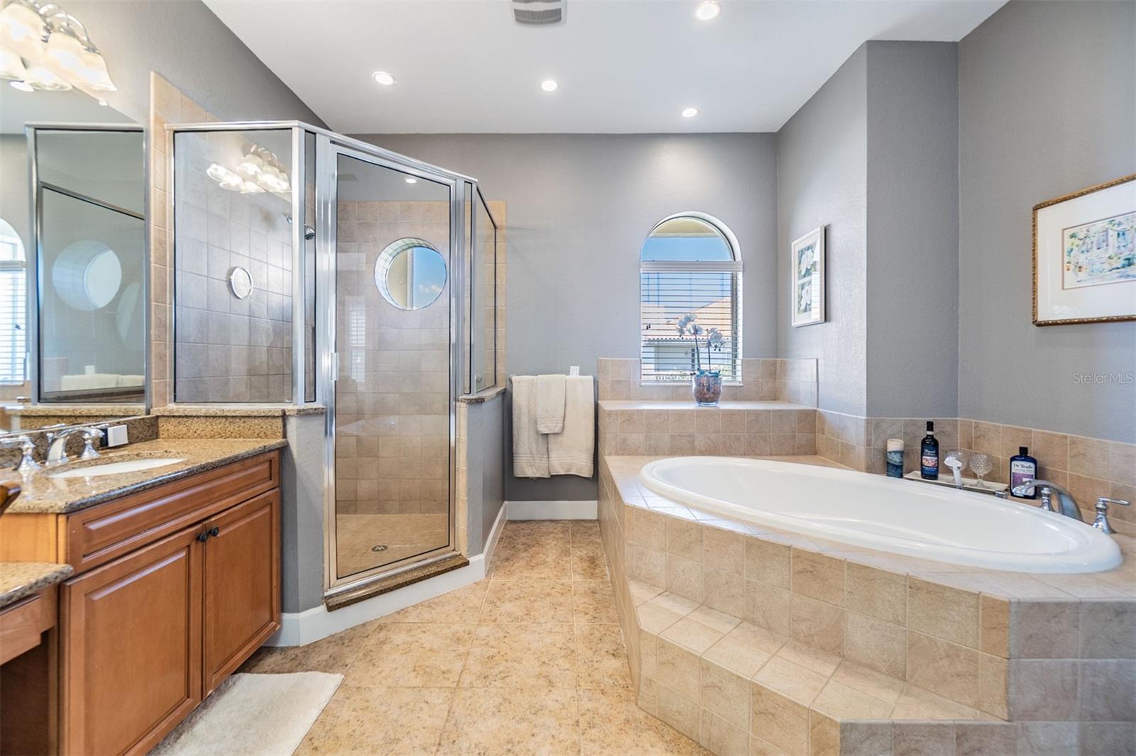 Image 22 of 45 For 254 Seagate Court