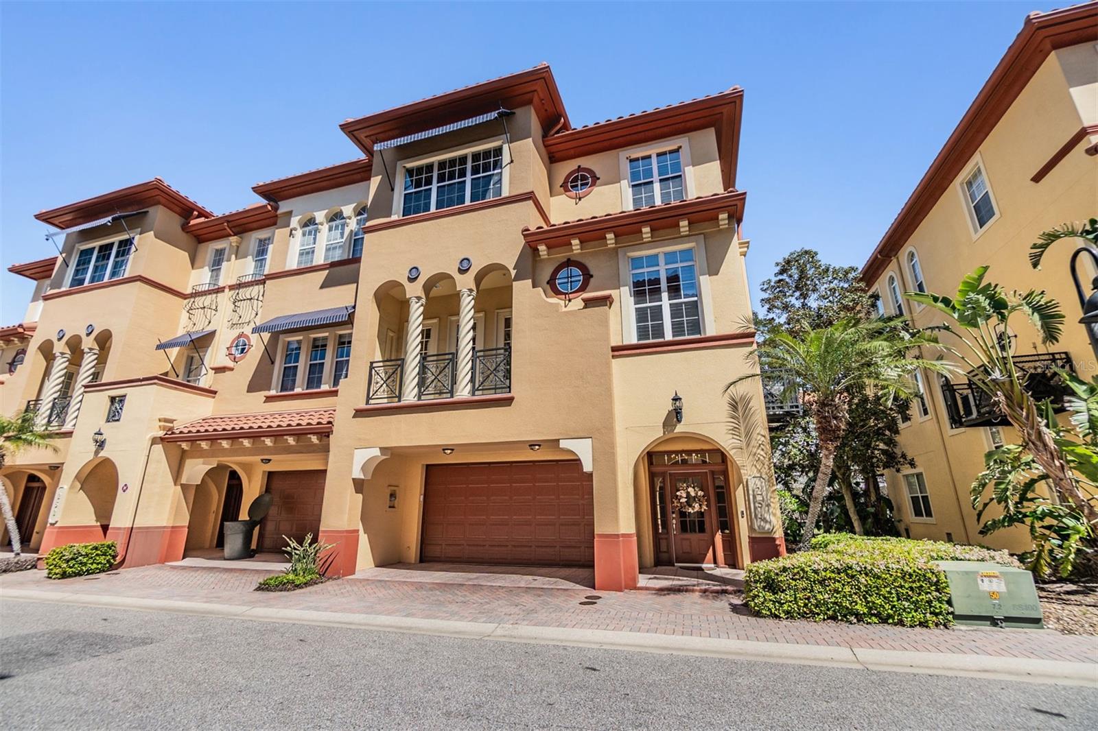 Image 3 of 45 For 254 Seagate Court