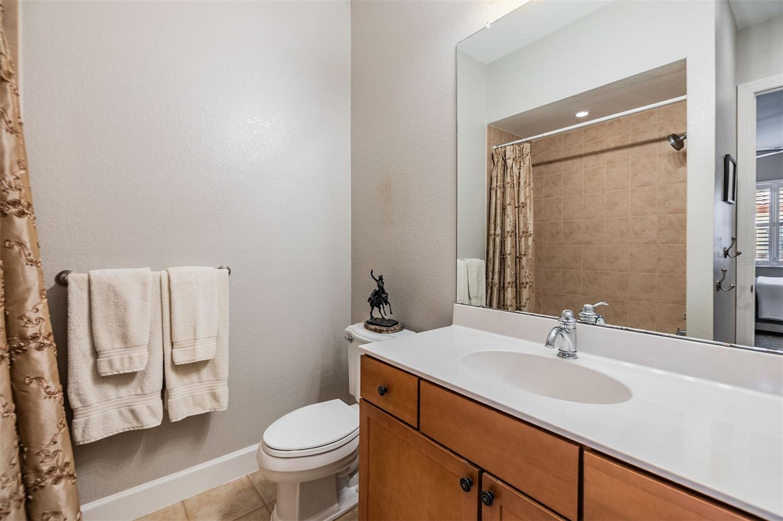 Image 30 of 45 For 254 Seagate Court