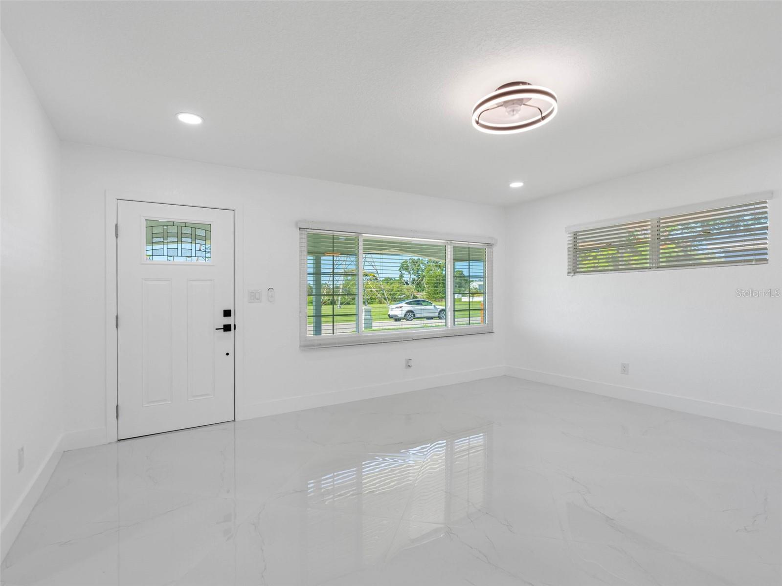 Image 11 of 56 For 302 Patty Drive