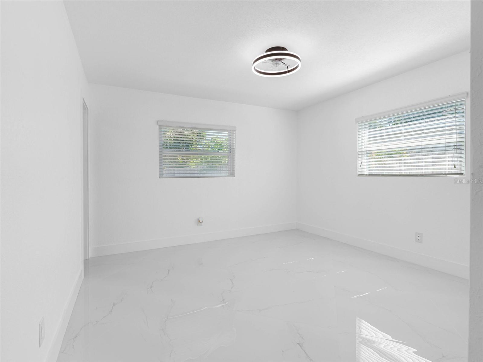 Image 33 of 56 For 302 Patty Drive