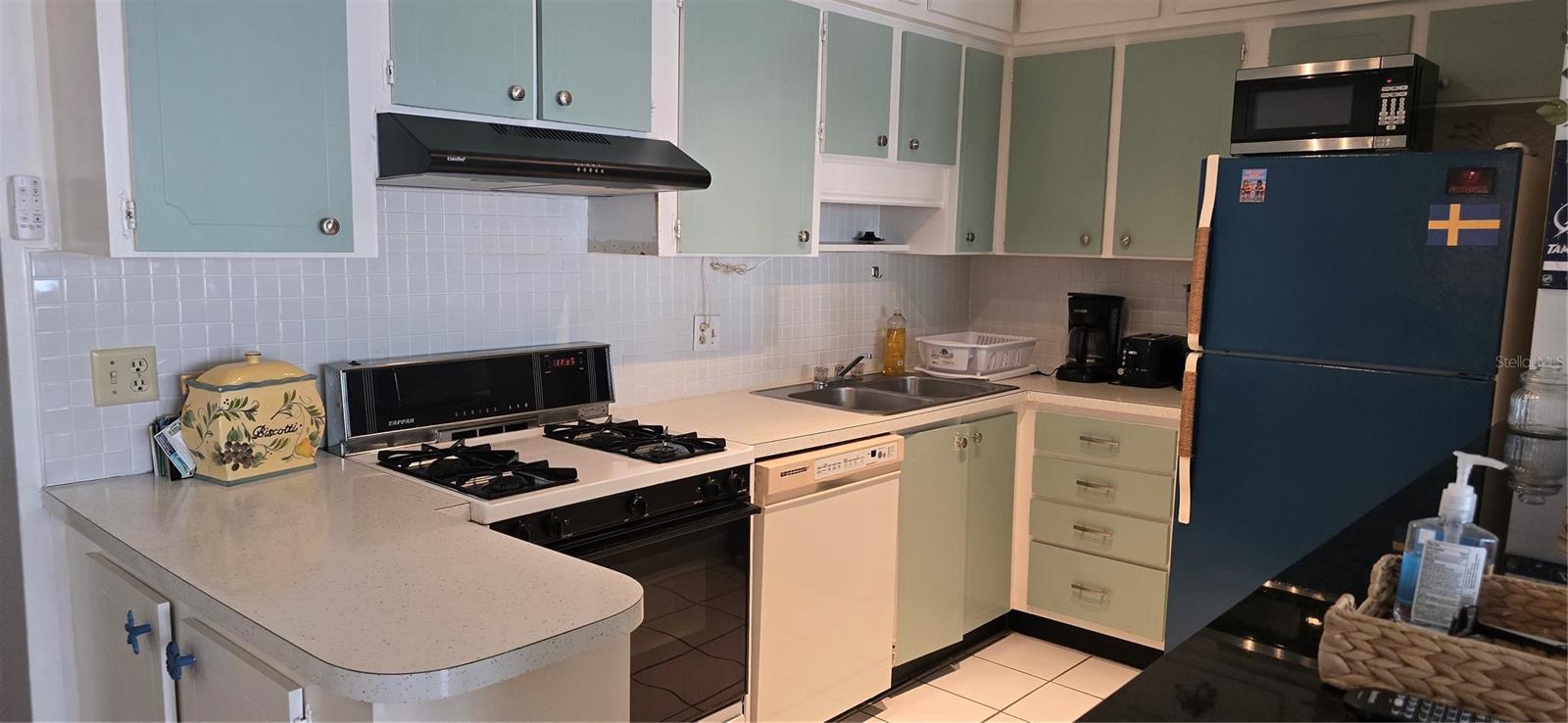 Image 16 of 49 For 5501 80th Street N 207