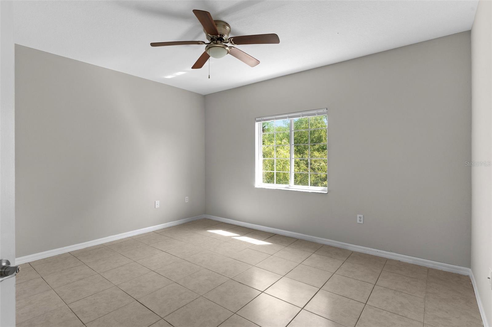 Image 15 of 43 For 9519 Newdale Way 202