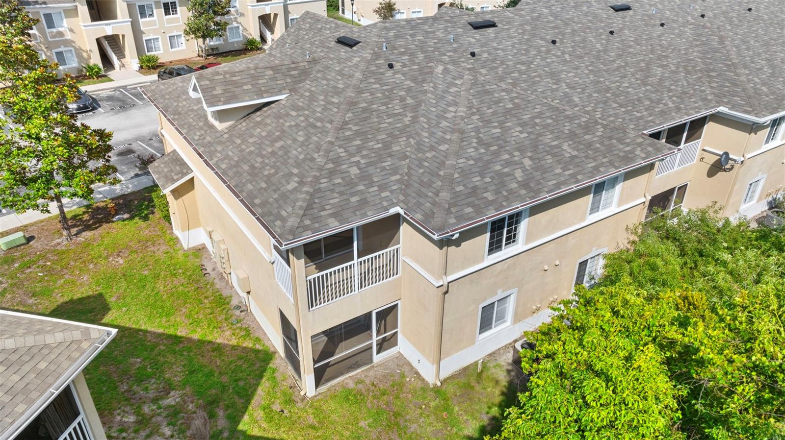 Image 28 of 43 For 9519 Newdale Way 202