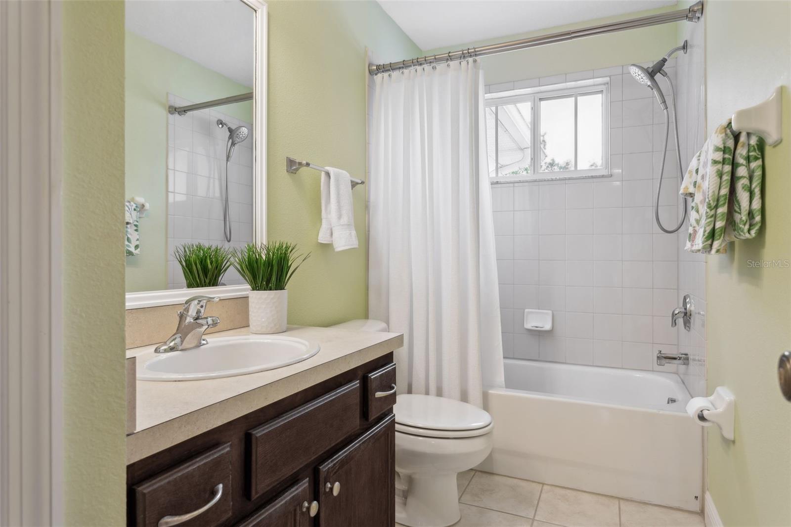 Image 22 of 39 For 542 Harbor Ridge Drive