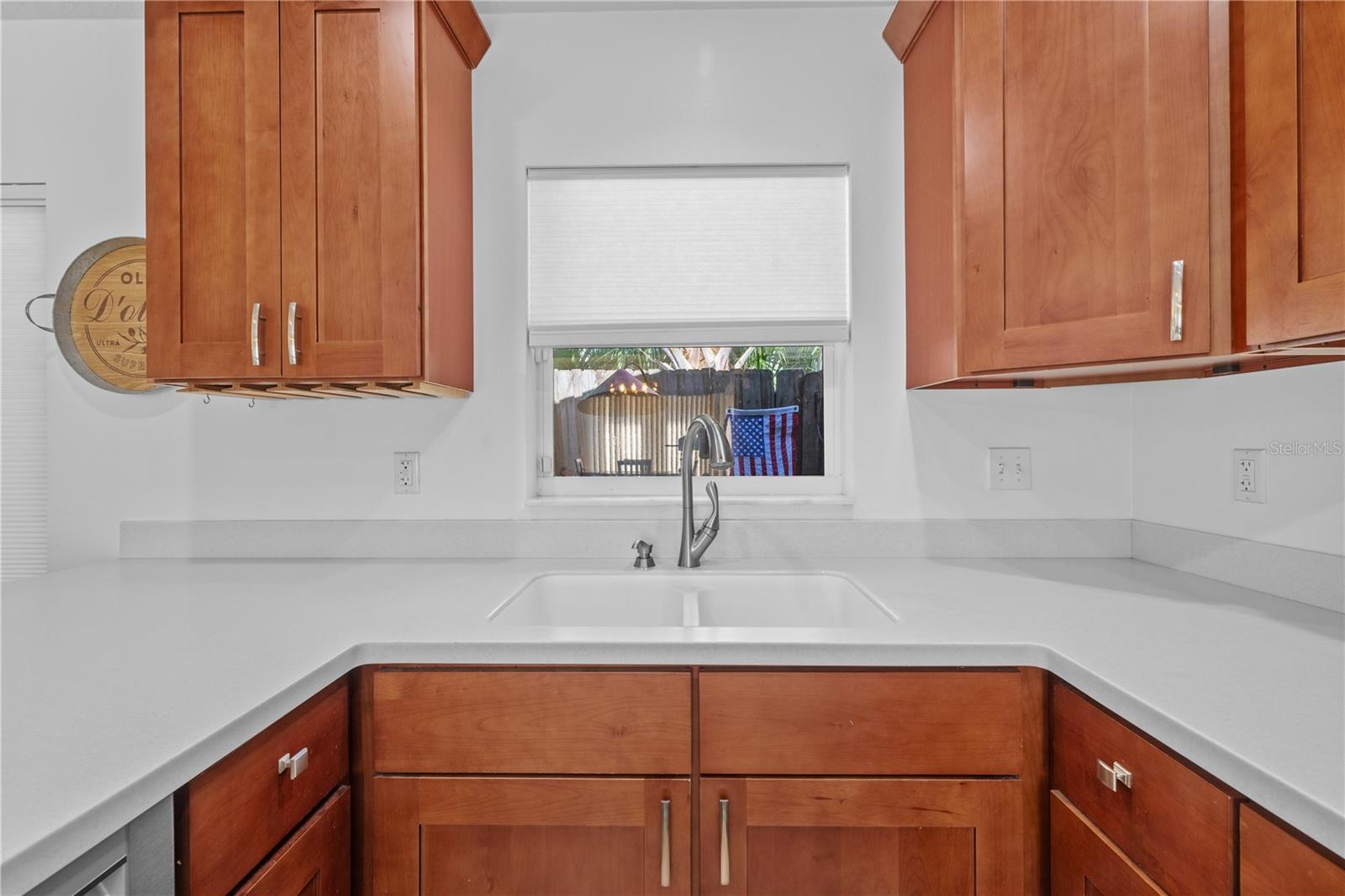 Image 15 of 63 For 905 Fribley Street