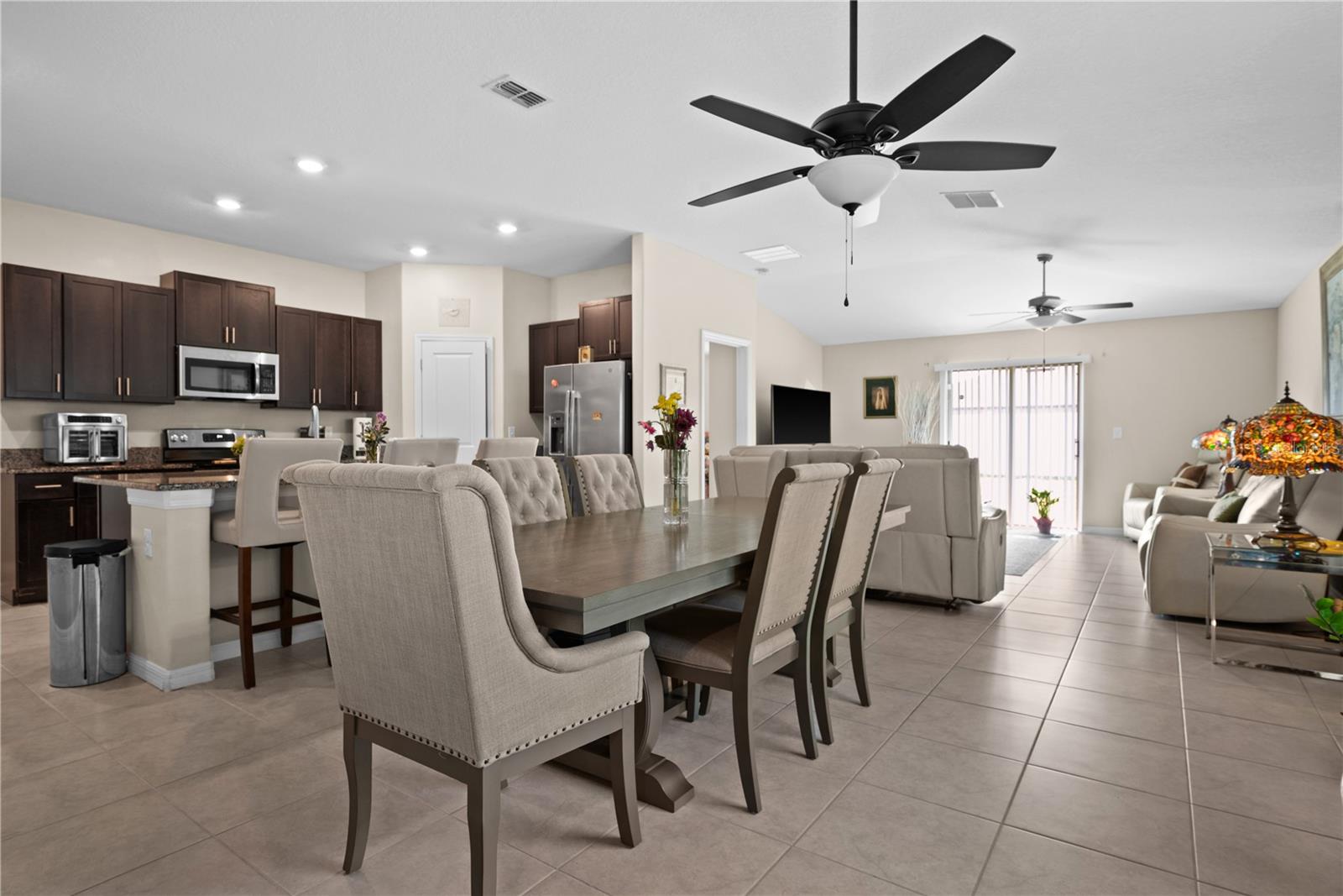 Image 4 of 14 For 742 8th Street Nw