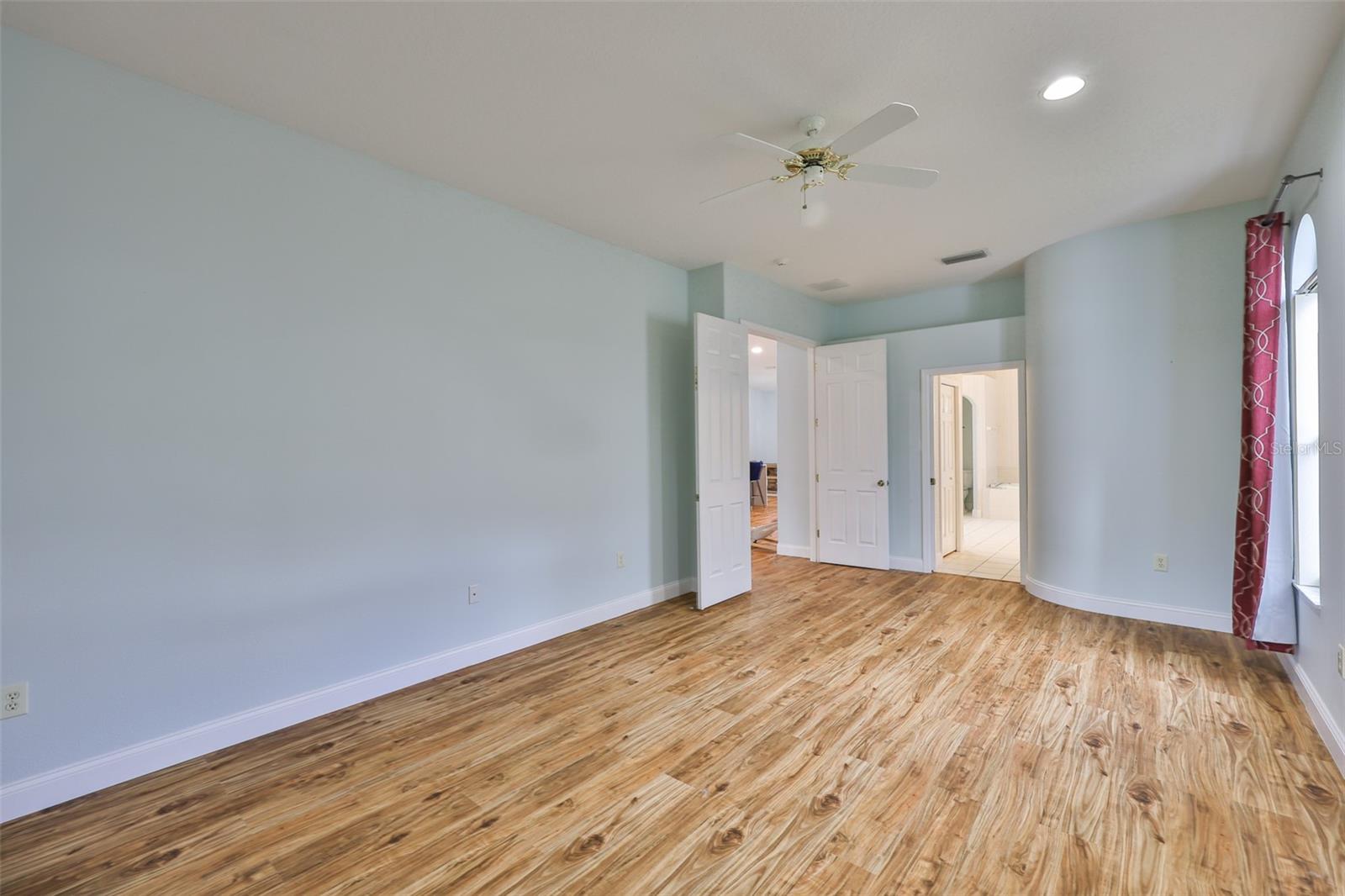 Image 20 of 34 For 18444 Eastwyck Dr