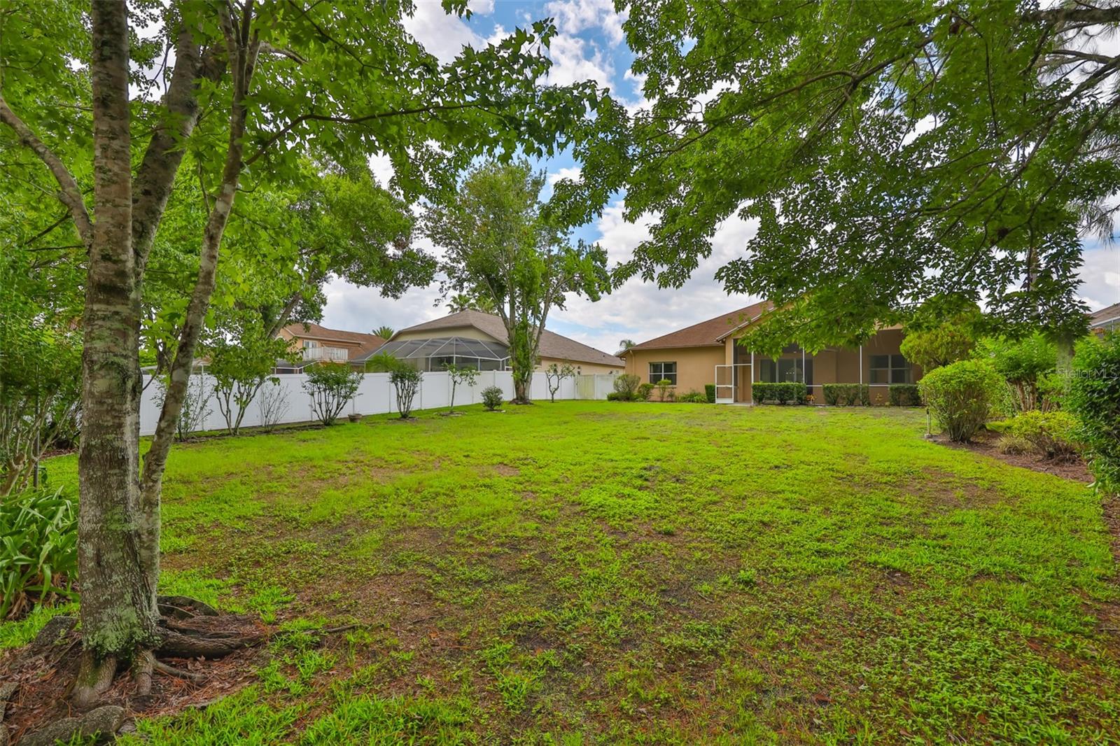 Image 29 of 34 For 18444 Eastwyck Dr