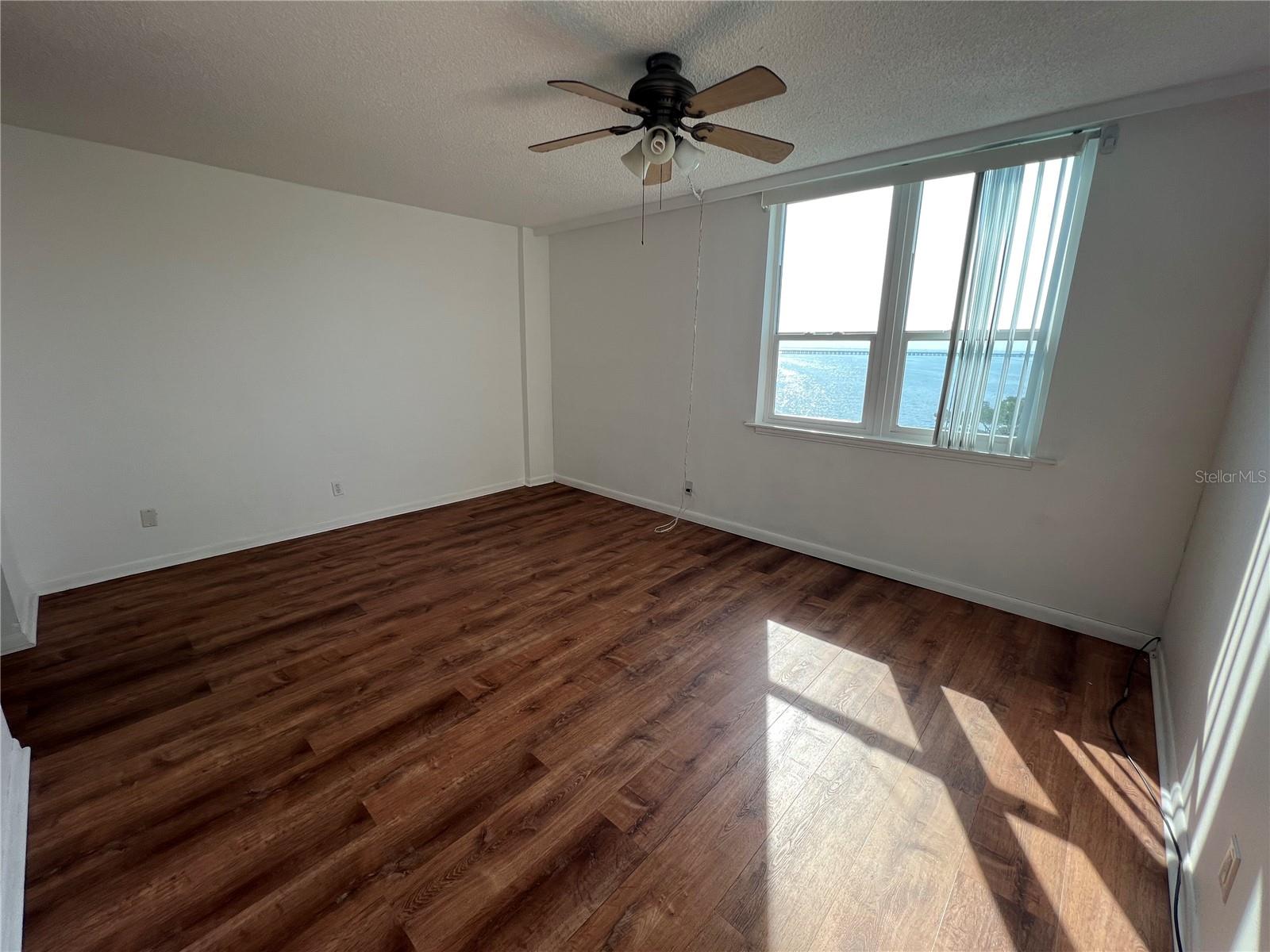 Image 10 of 16 For 2616 Cove Cay Drive 701