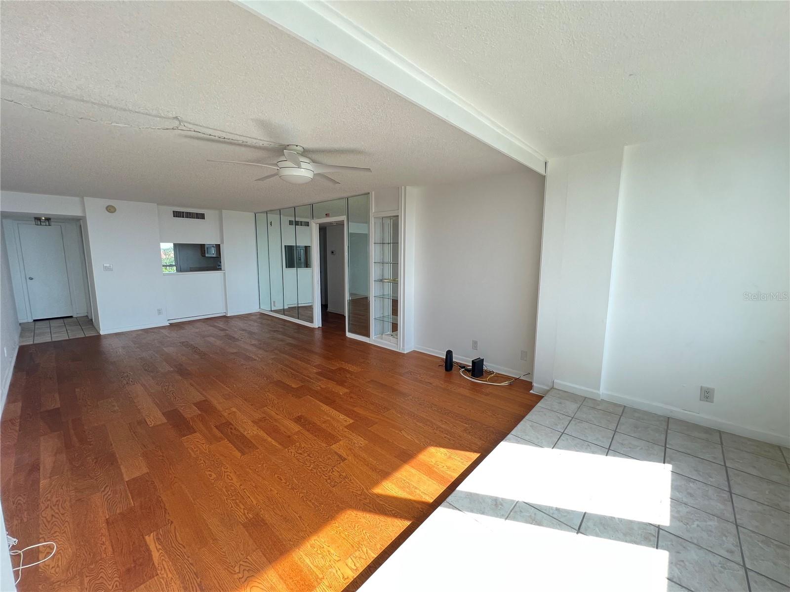 Image 16 of 16 For 2616 Cove Cay Drive 701