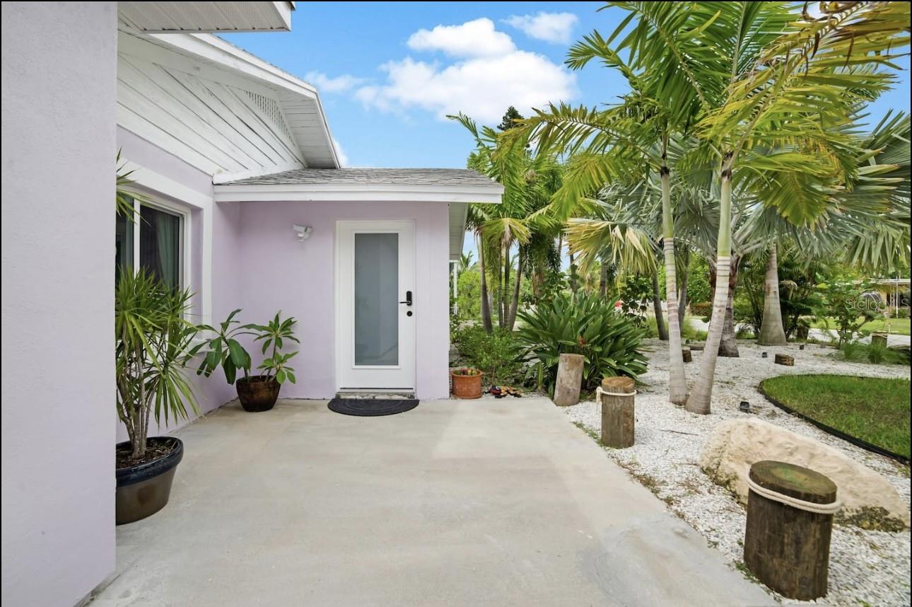 Image 20 of 26 For 1210 Bay Palm Boulevard
