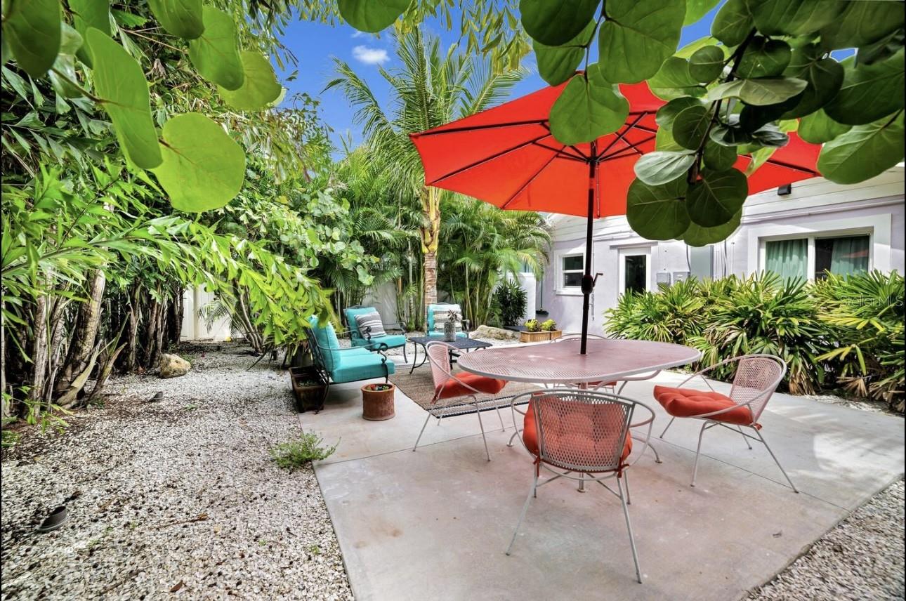 Image 5 of 26 For 1210 Bay Palm Boulevard
