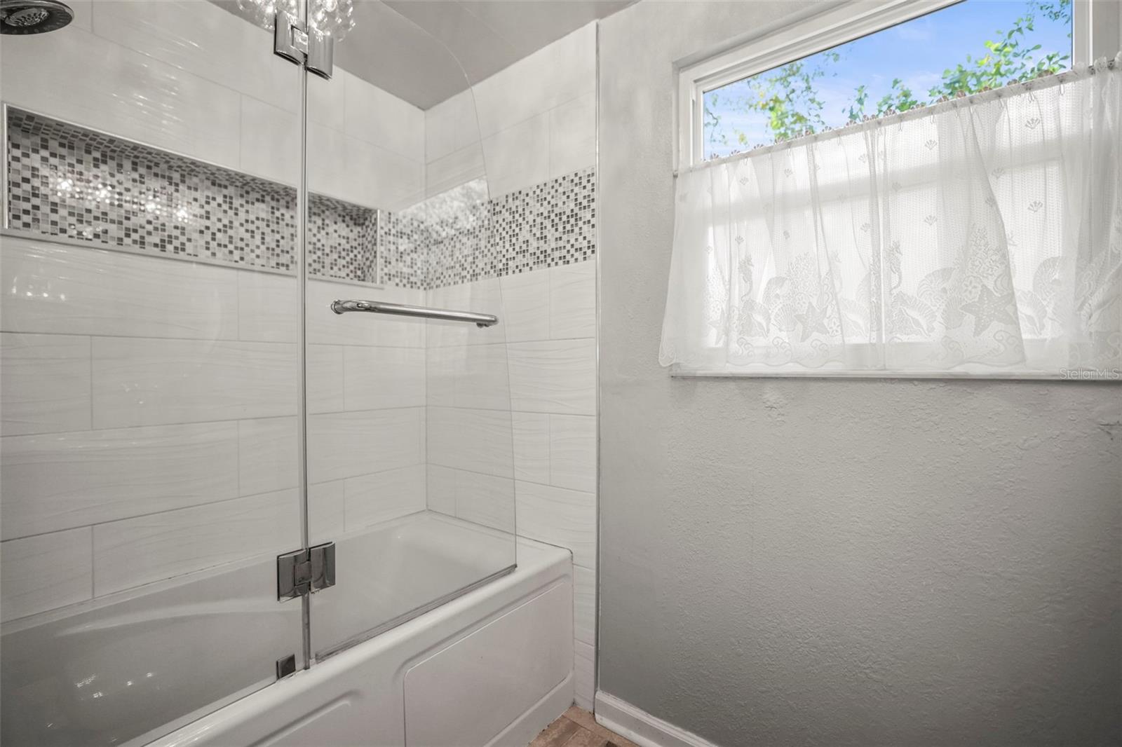 Image 21 of 45 For 1516 Santa Anna Drive